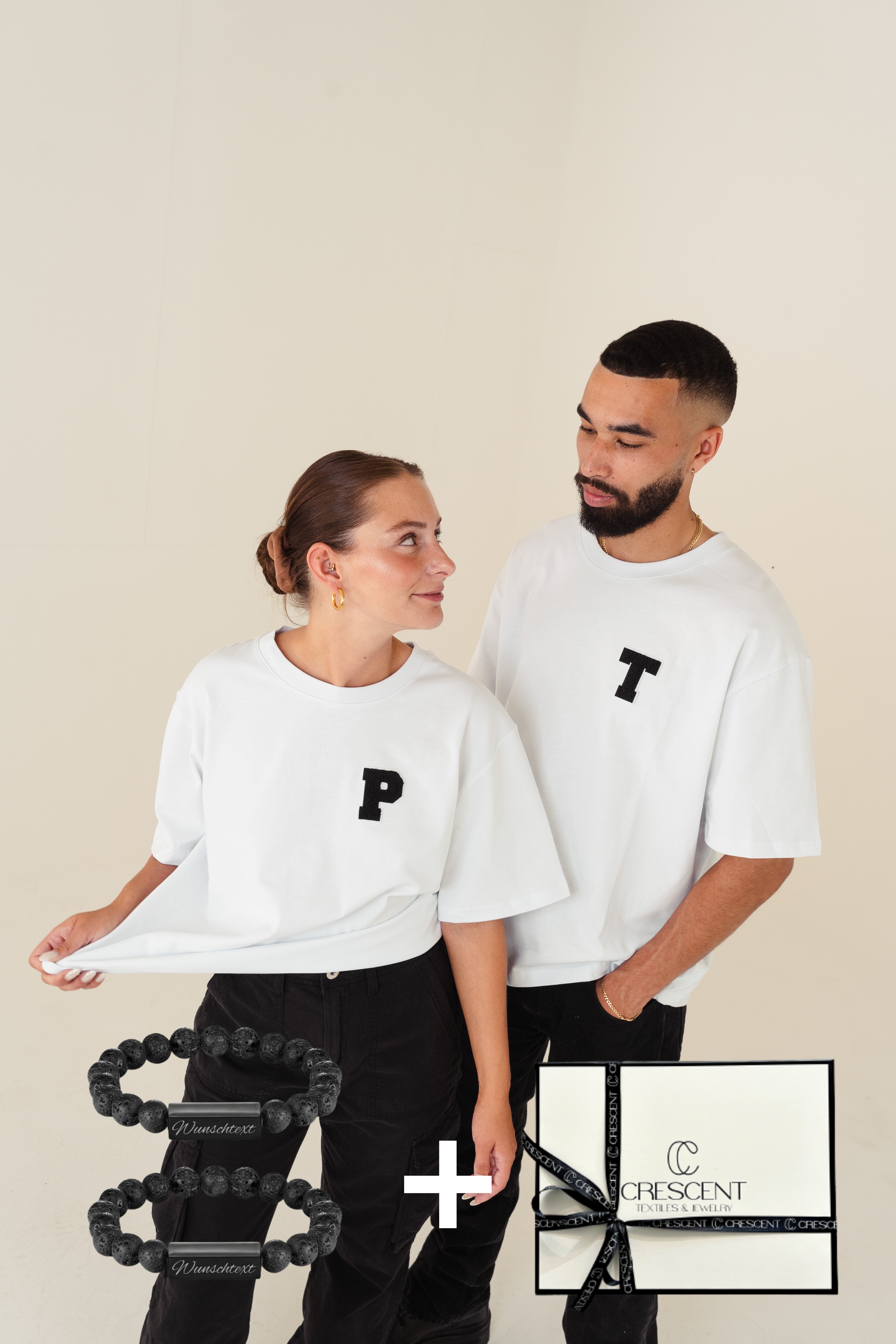 Limited Edition T-Shirts Bundle Collage - Gravur Armbänder & Geschenkbox