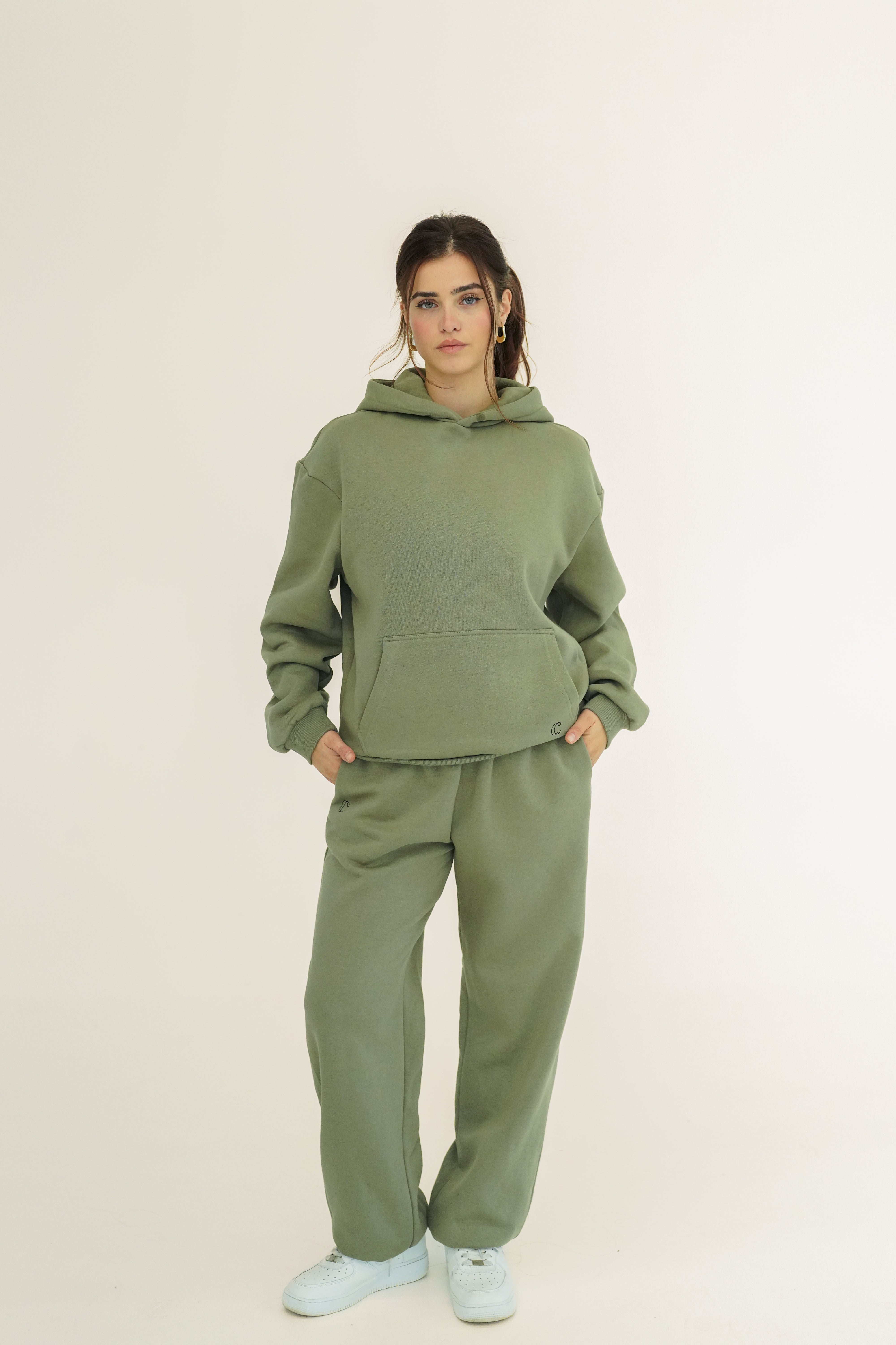 Fluffy Damen Jogginganzug Olive