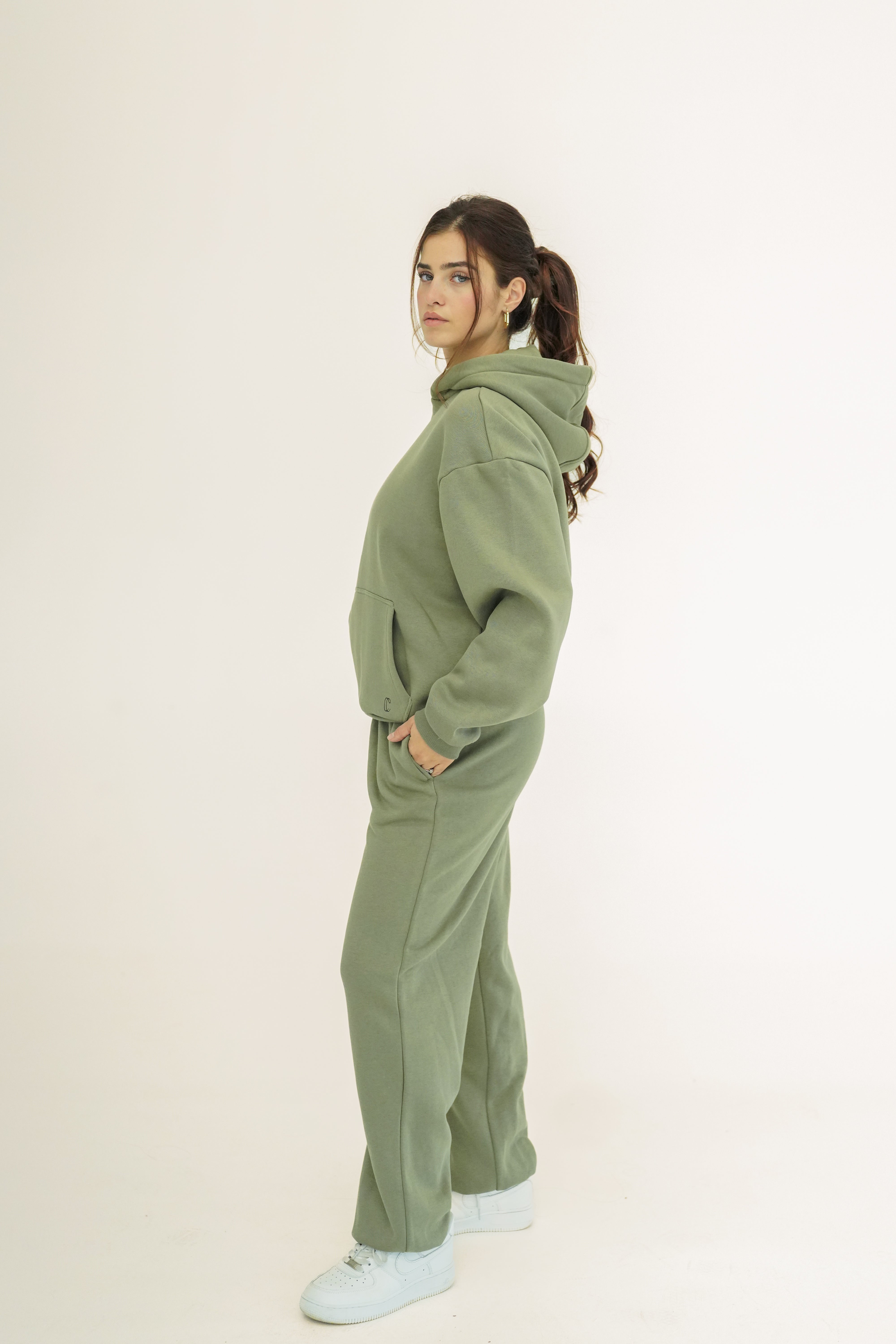 Fluffy Damen Jogginganzug Olive